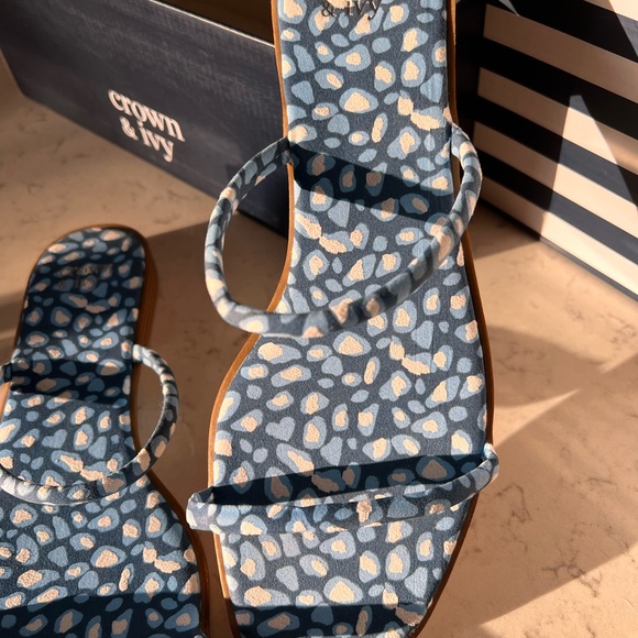 Crown & Ivy Janice Blue Leopard Print Two Strap Square Toe Flat Sandals NWB - Picture 2 of 5